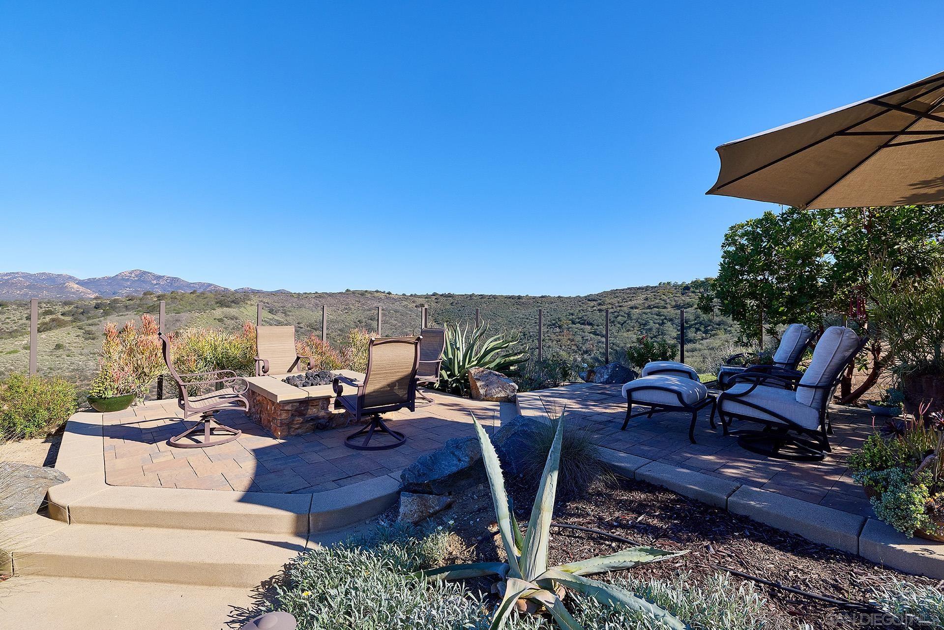 Detail Gallery Image 36 of 45 For 15792  via Santa Pradera, San Diego,  CA 92131 - 6 Beds | 5/1 Baths