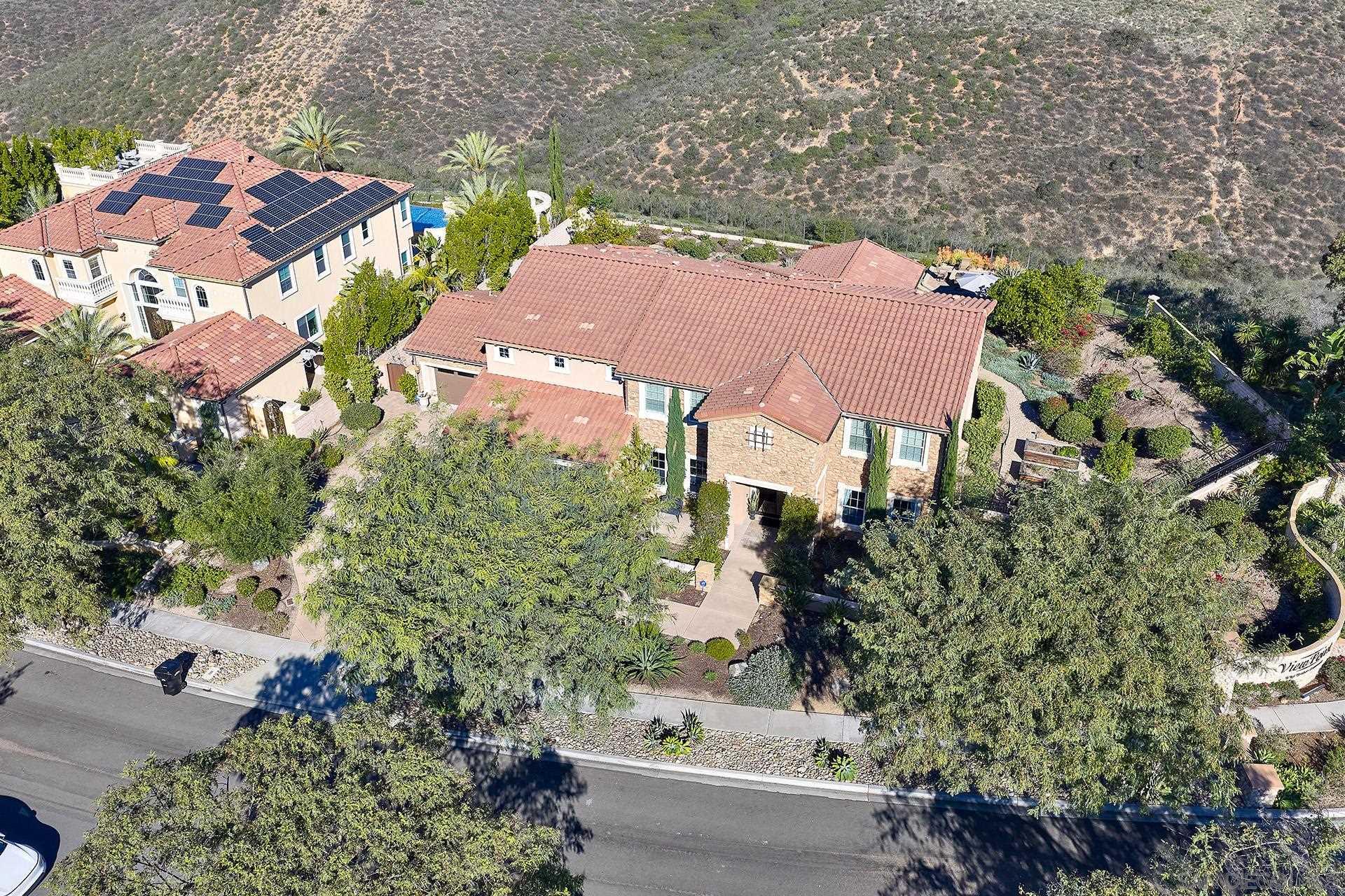 Detail Gallery Image 40 of 45 For 15792  via Santa Pradera, San Diego,  CA 92131 - 6 Beds | 5/1 Baths