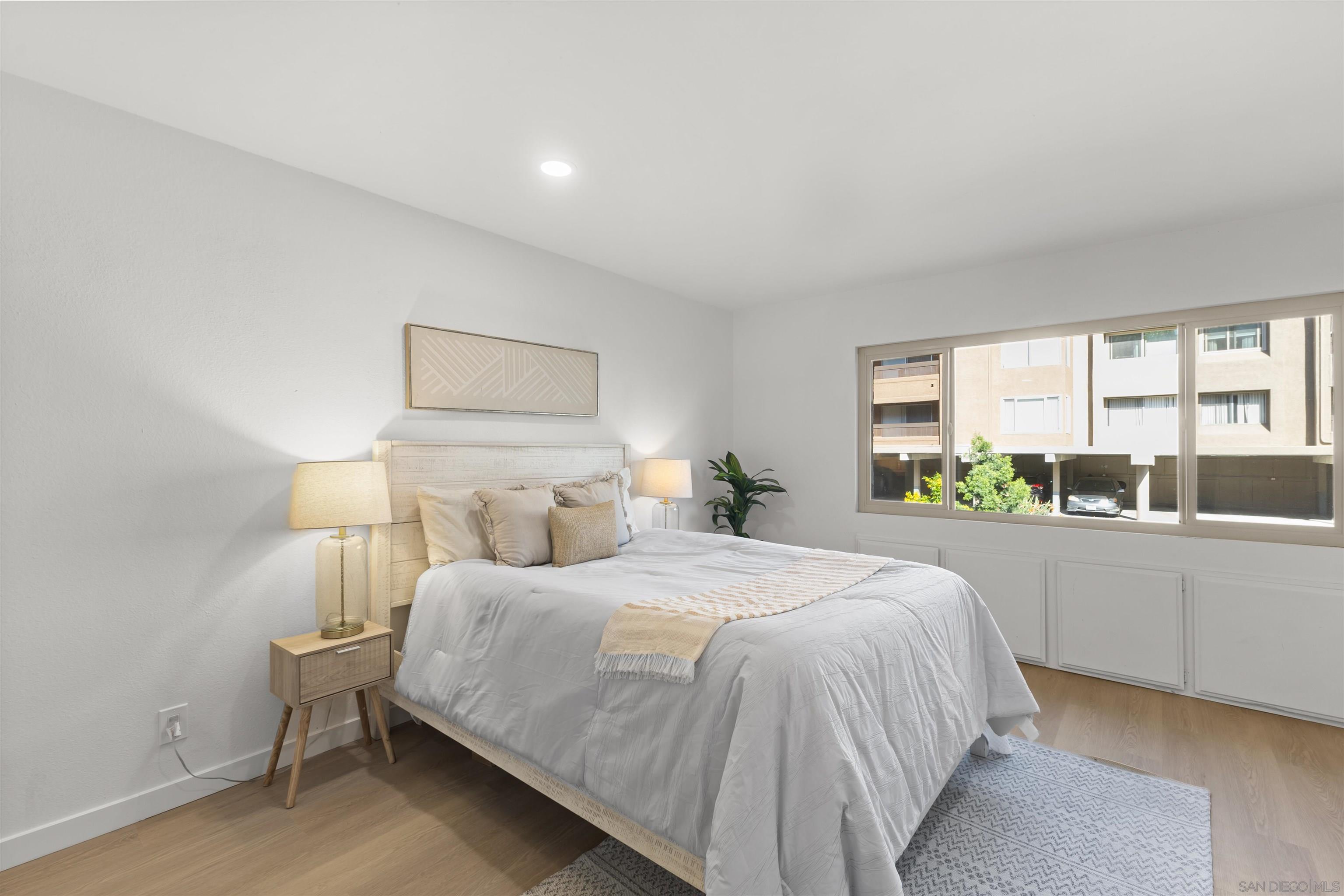 Detail Gallery Image 11 of 21 For 10225  Caminito Cuervo  #125,  San Diego,  CA 92108 - 2 Beds | 2 Baths