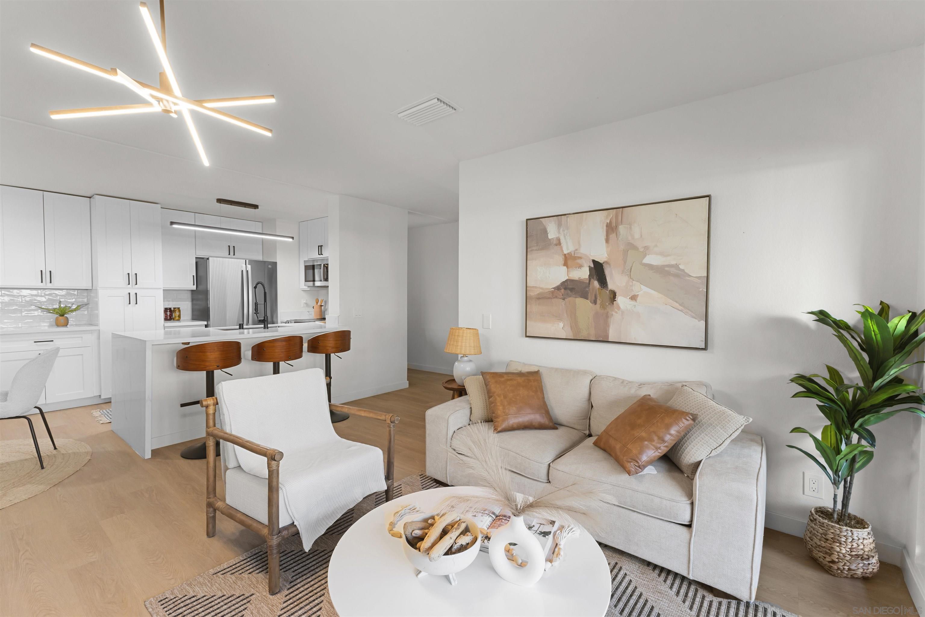 Detail Gallery Image 4 of 21 For 10225  Caminito Cuervo  #125,  San Diego,  CA 92108 - 2 Beds | 2 Baths