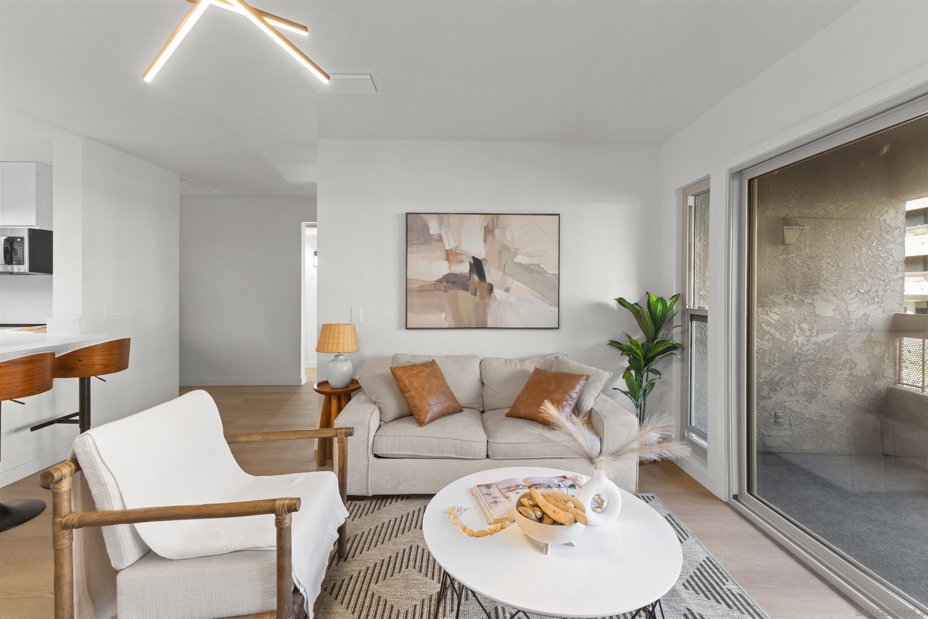 Detail Gallery Image 7 of 21 For 10225  Caminito Cuervo  #125,  San Diego,  CA 92108 - 2 Beds | 2 Baths