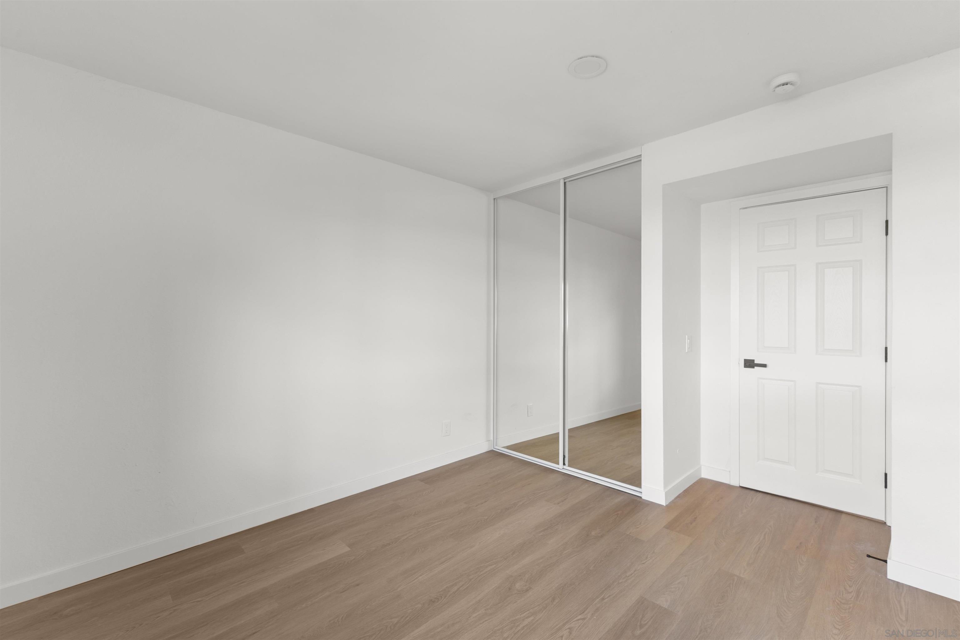 Detail Gallery Image 10 of 21 For 10225  Caminito Cuervo  #125,  San Diego,  CA 92108 - 2 Beds | 2 Baths