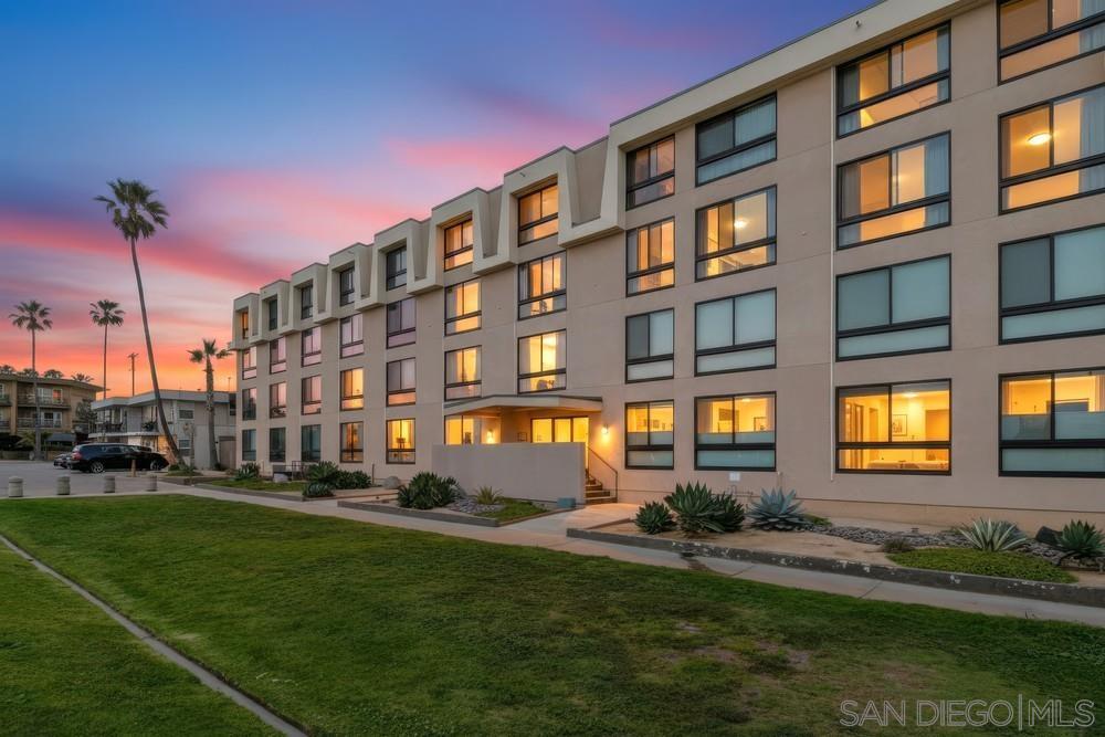 Detail Gallery Image 3 of 35 For 4667  Ocean Blvd  #306,  San Diego,  CA 92109 - 1 Beds | 1 Baths