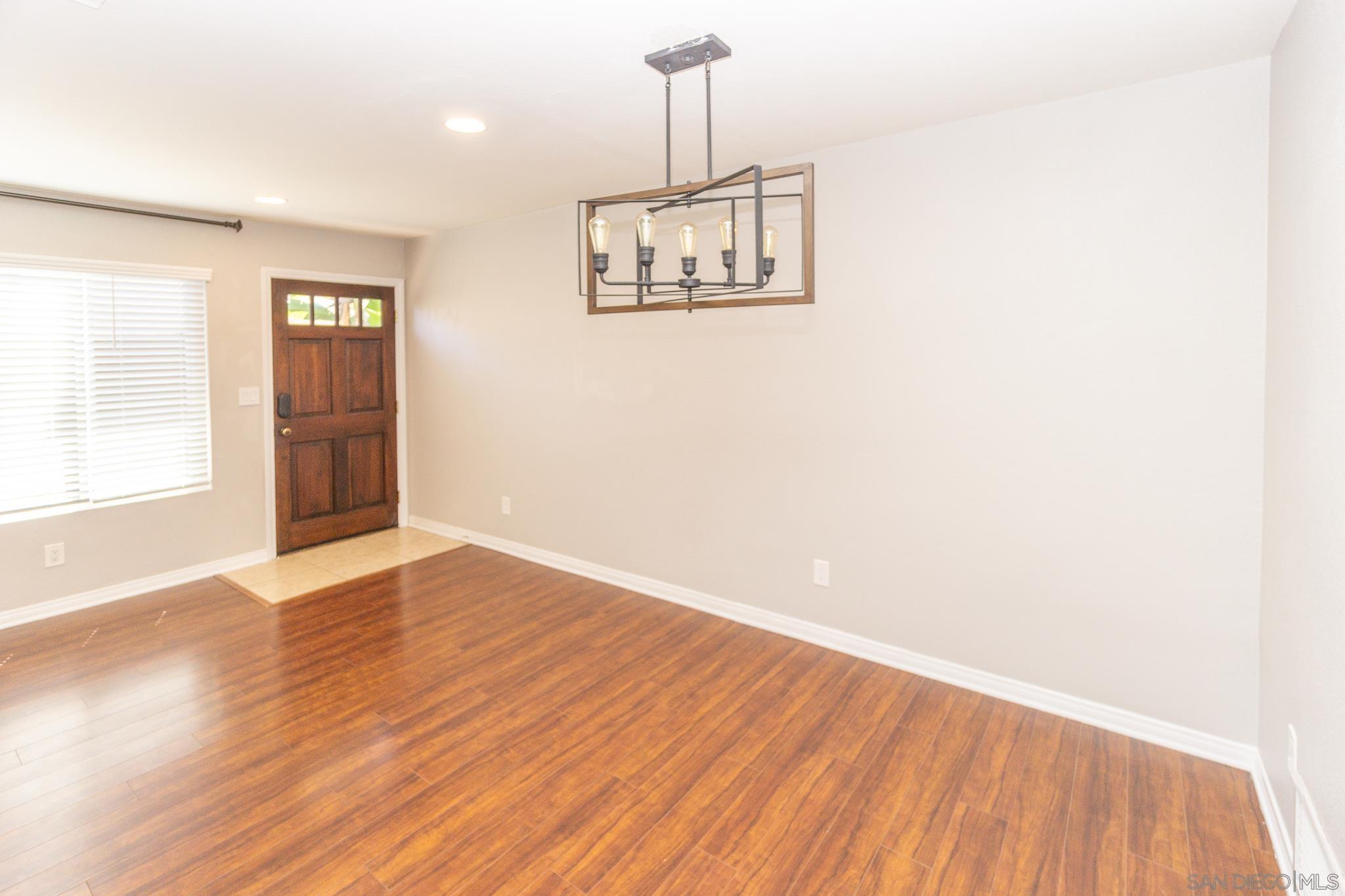 Detail Gallery Image 11 of 34 For 4219  Felton  #2,  San Diego,  CA 92104 - 3 Beds | 2/1 Baths