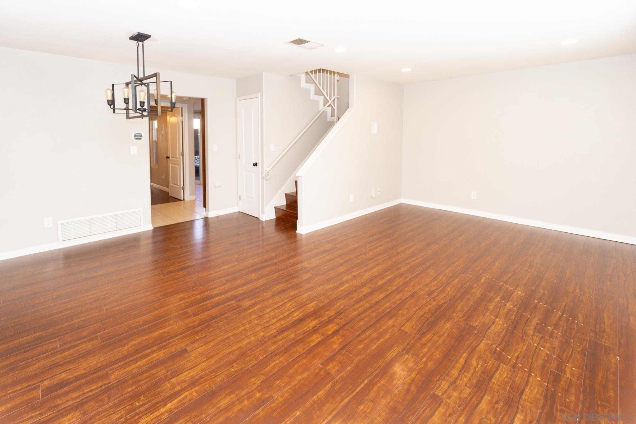 Detail Gallery Image 19 of 34 For 4219  Felton  #2,  San Diego,  CA 92104 - 3 Beds | 2/1 Baths