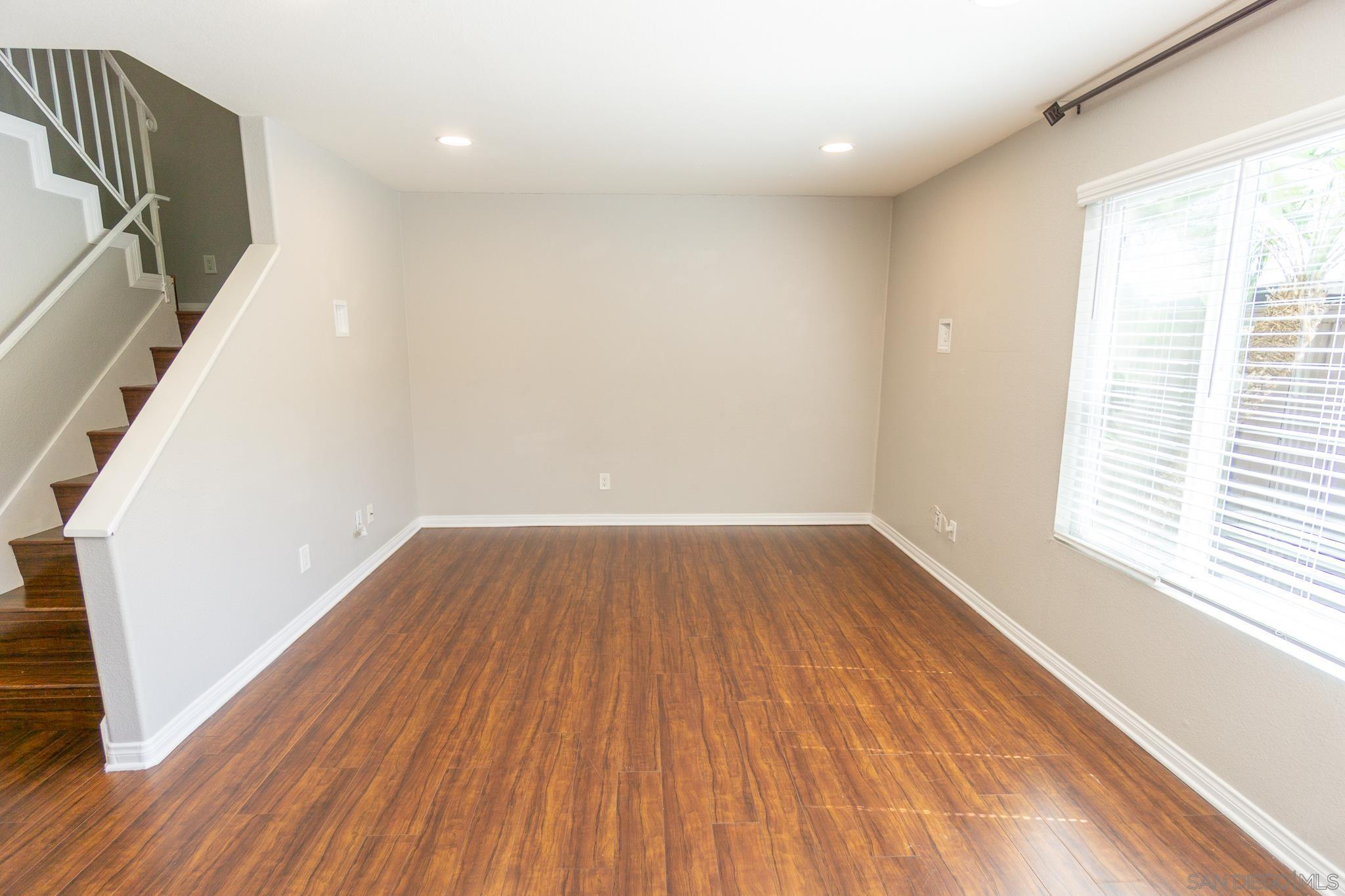 Detail Gallery Image 4 of 34 For 4219  Felton  #2,  San Diego,  CA 92104 - 3 Beds | 2/1 Baths