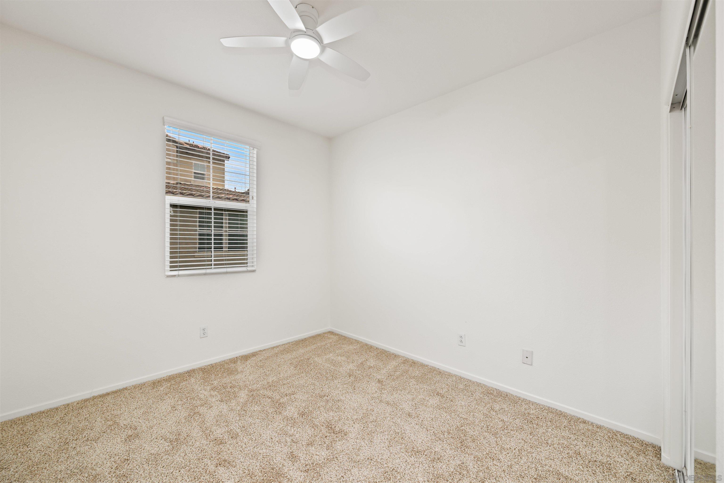 Detail Gallery Image 12 of 31 For 8806  Appleblossom  #6,  Santee,  CA 92071 - 4 Beds | 4 Baths