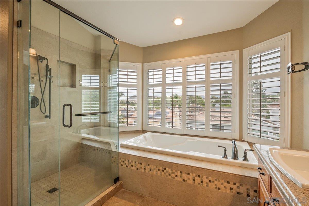 Detail Gallery Image 27 of 55 For 18215  High Mesa Ct, San Diego,  CA 92127 - 4 Beds | 2/1 Baths