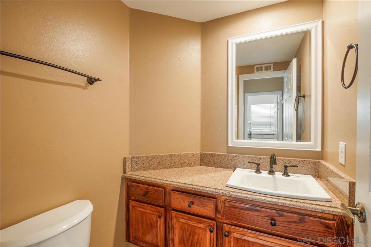 Detail Gallery Image 34 of 55 For 18215  High Mesa Ct, San Diego,  CA 92127 - 4 Beds | 2/1 Baths