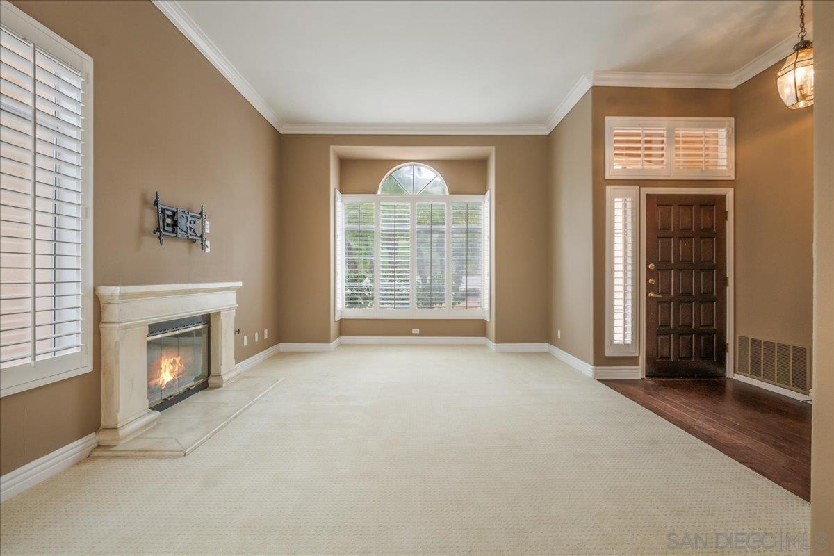 Detail Gallery Image 7 of 55 For 18215  High Mesa Ct, San Diego,  CA 92127 - 4 Beds | 2/1 Baths