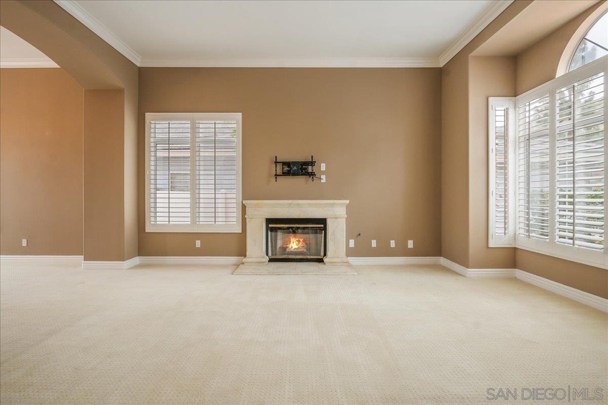 Detail Gallery Image 8 of 55 For 18215  High Mesa Ct, San Diego,  CA 92127 - 4 Beds | 2/1 Baths