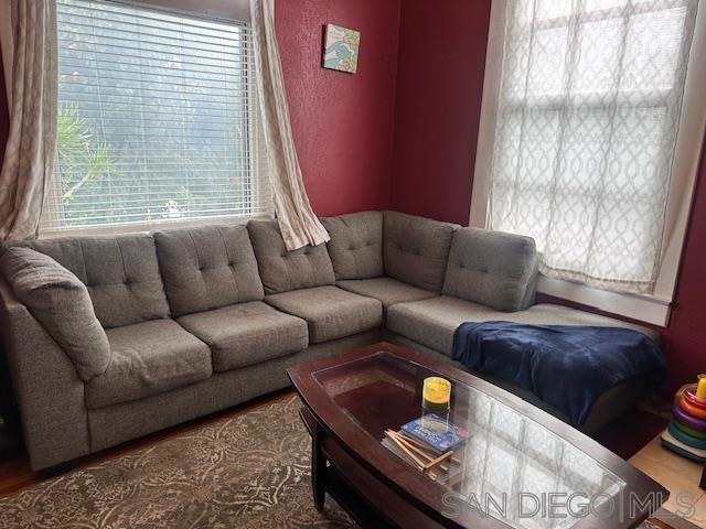 Front Image Thumbnail for SD260007684