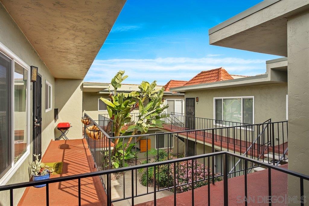 Detail Gallery Image 14 of 16 For 4450  Wilson Ave. #11, San Diego,  CA 92116 - 2 Beds | 1 Baths