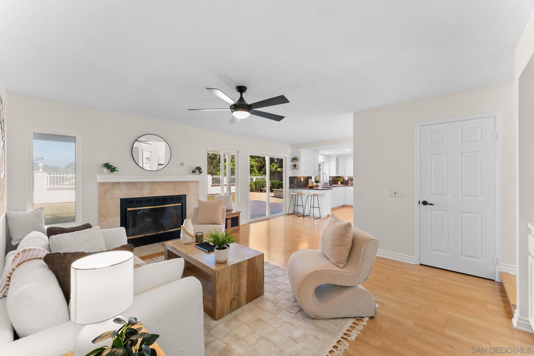 Detail Gallery Image 11 of 31 For 3412  Celinda, Carlsbad,  CA 92008 - 5 Beds | 3 Baths