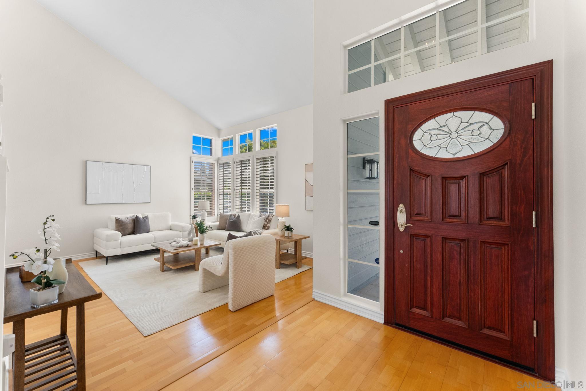 Detail Gallery Image 5 of 31 For 3412  Celinda, Carlsbad,  CA 92008 - 5 Beds | 3 Baths