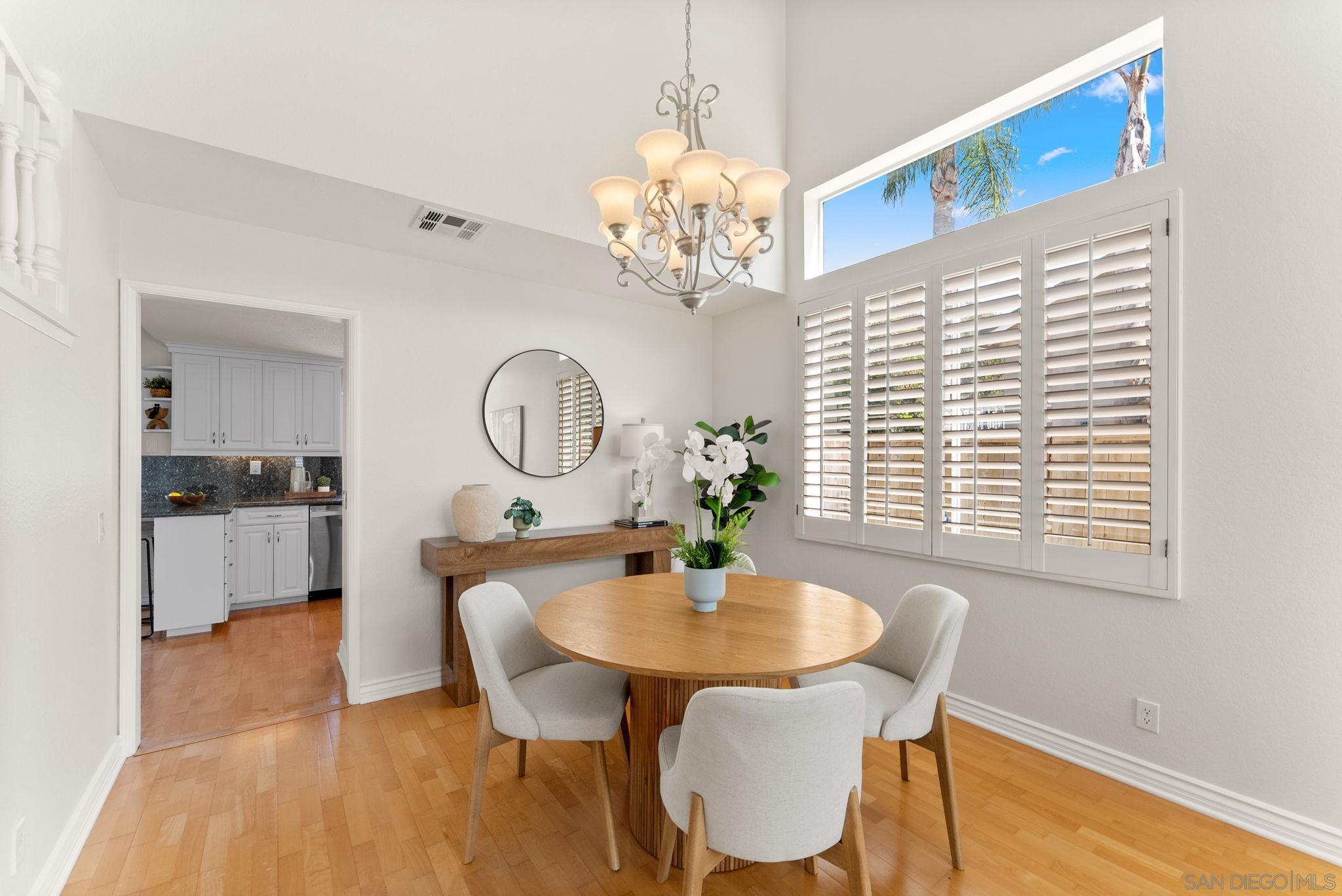 Detail Gallery Image 8 of 31 For 3412  Celinda, Carlsbad,  CA 92008 - 5 Beds | 3 Baths