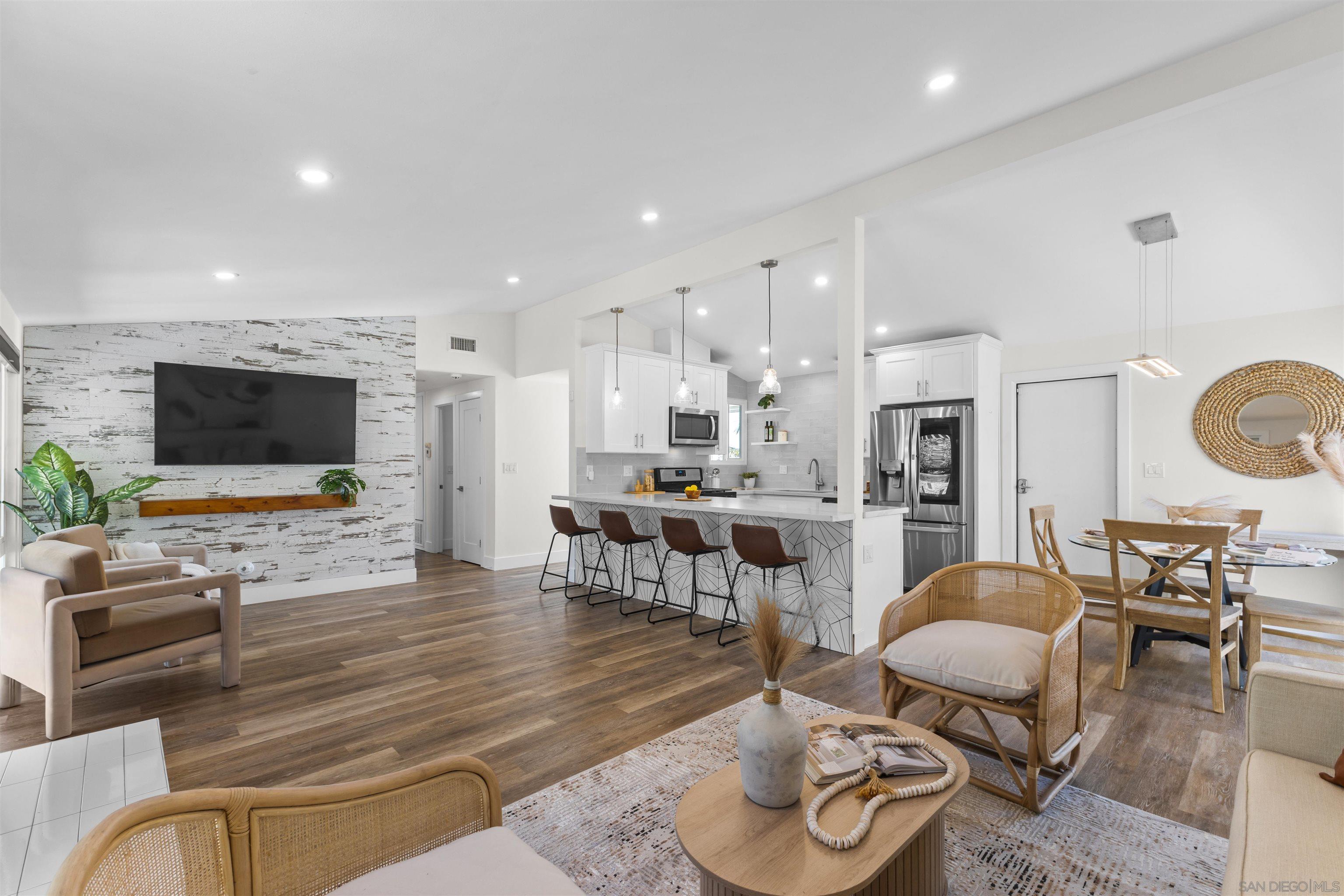 Detail Gallery Image 1 of 41 For 3451  Lockwood Dr, San Diego,  CA 92123 - 3 Beds | 2 Baths