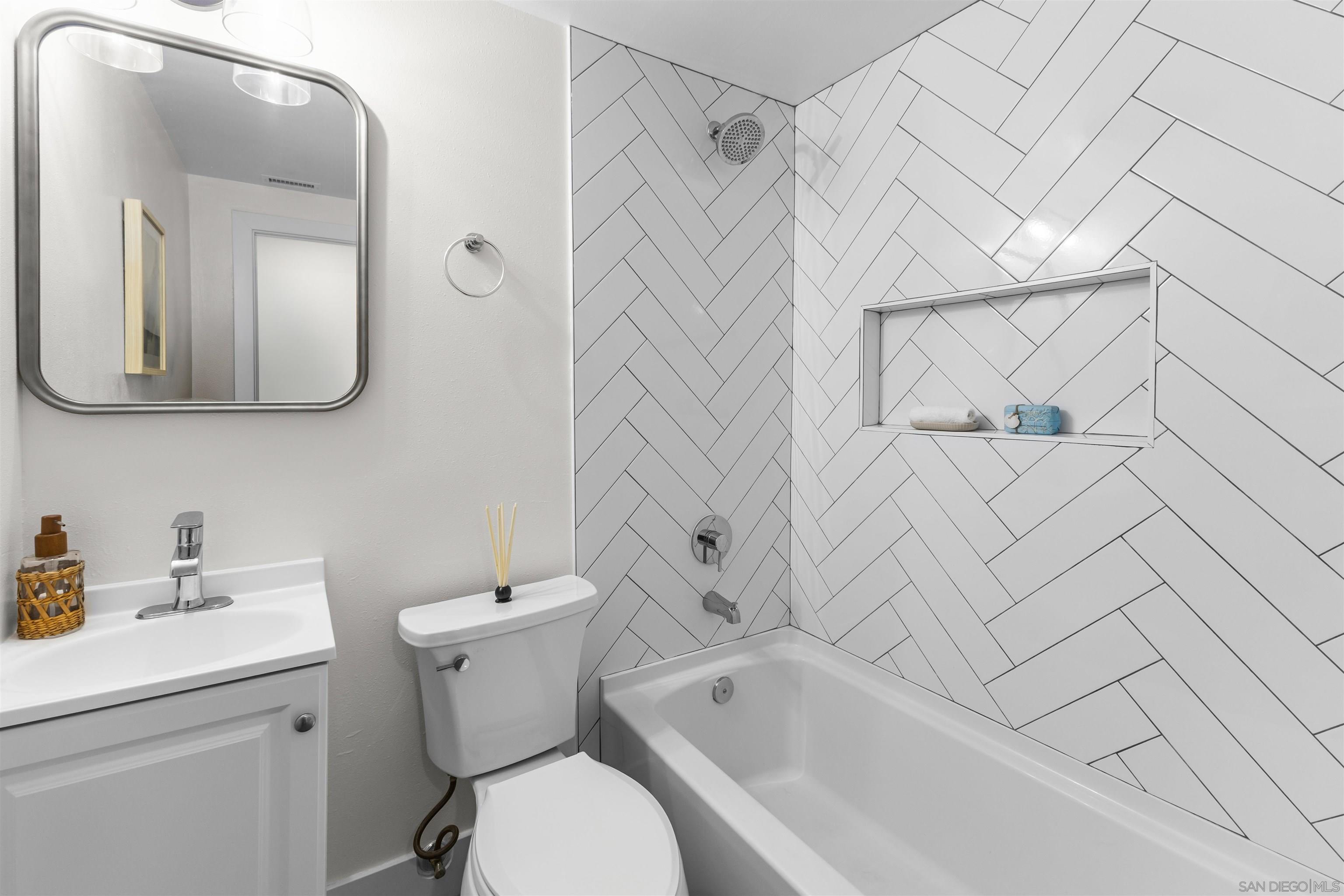 Detail Gallery Image 23 of 41 For 3451  Lockwood Dr, San Diego,  CA 92123 - 3 Beds | 2 Baths