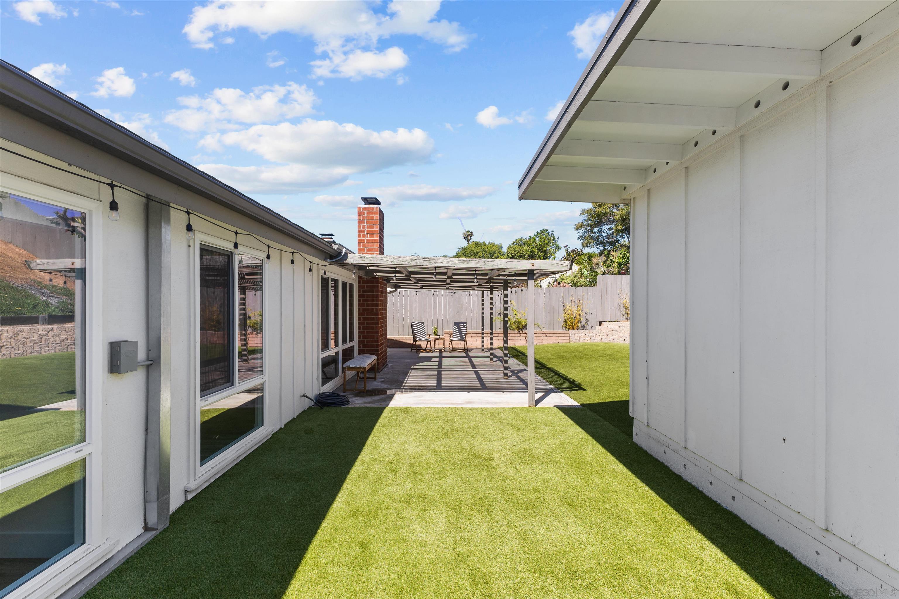 Detail Gallery Image 38 of 41 For 3451  Lockwood Dr, San Diego,  CA 92123 - 3 Beds | 2 Baths