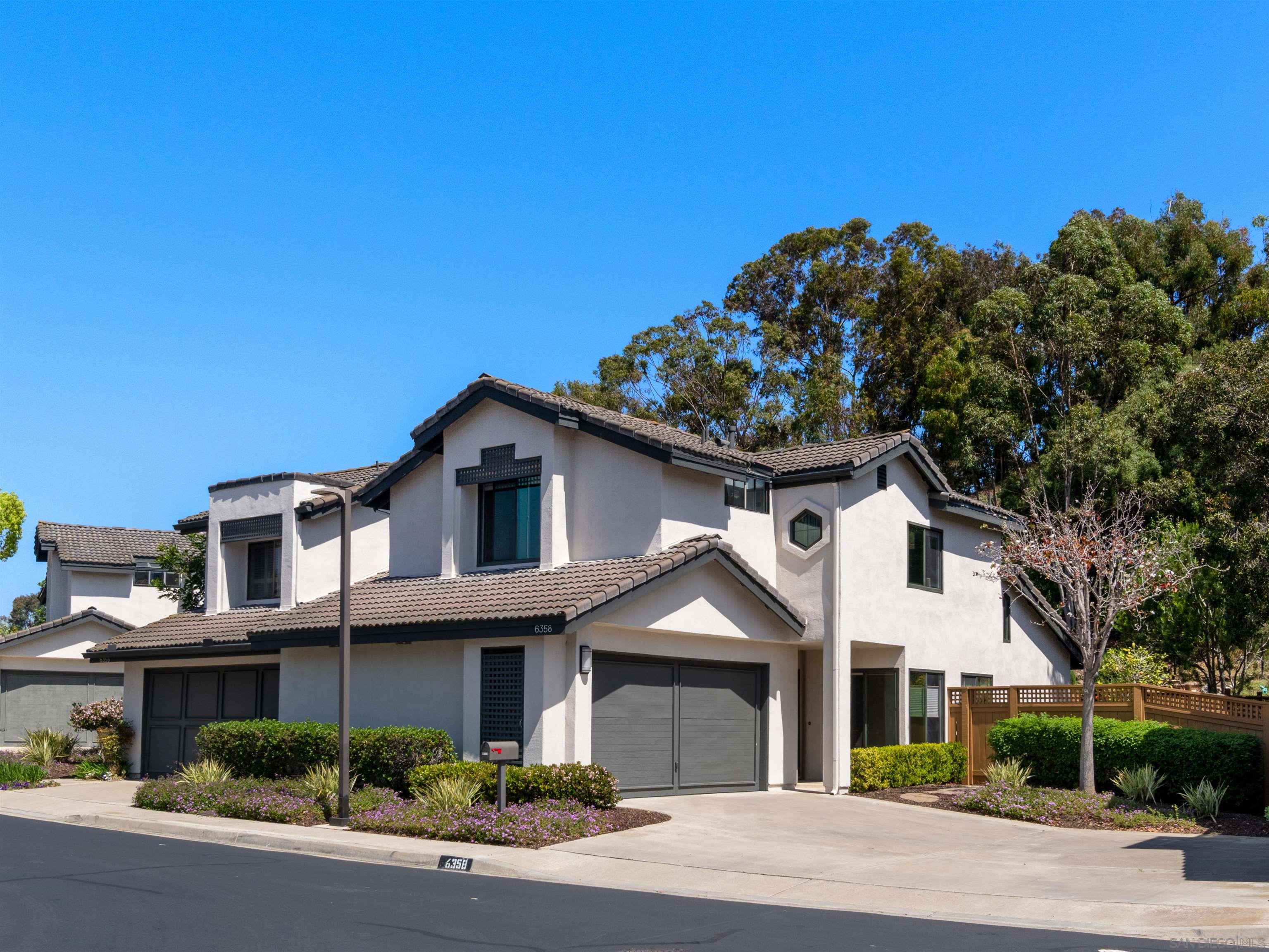 Detail Gallery Image 2 of 47 For 6358  Caminito Del Cervato, San Diego,  CA 92111 - 2 Beds | 2/1 Baths