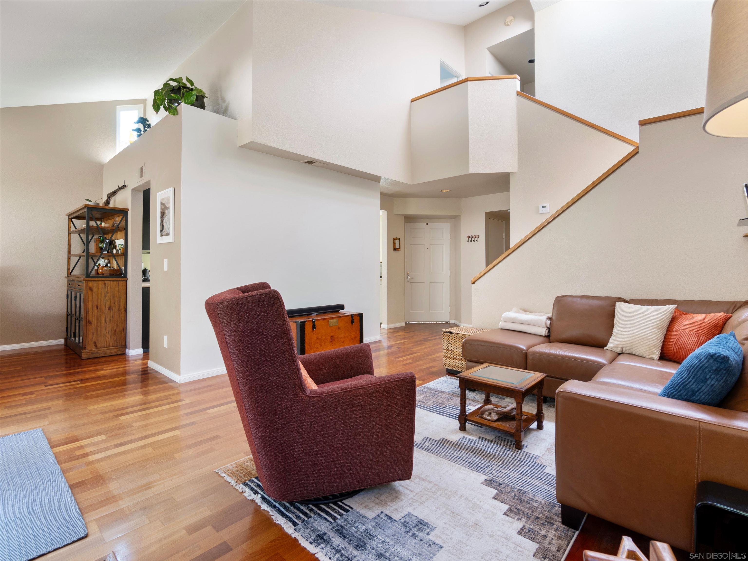 Detail Gallery Image 6 of 47 For 6358  Caminito Del Cervato, San Diego,  CA 92111 - 2 Beds | 2/1 Baths