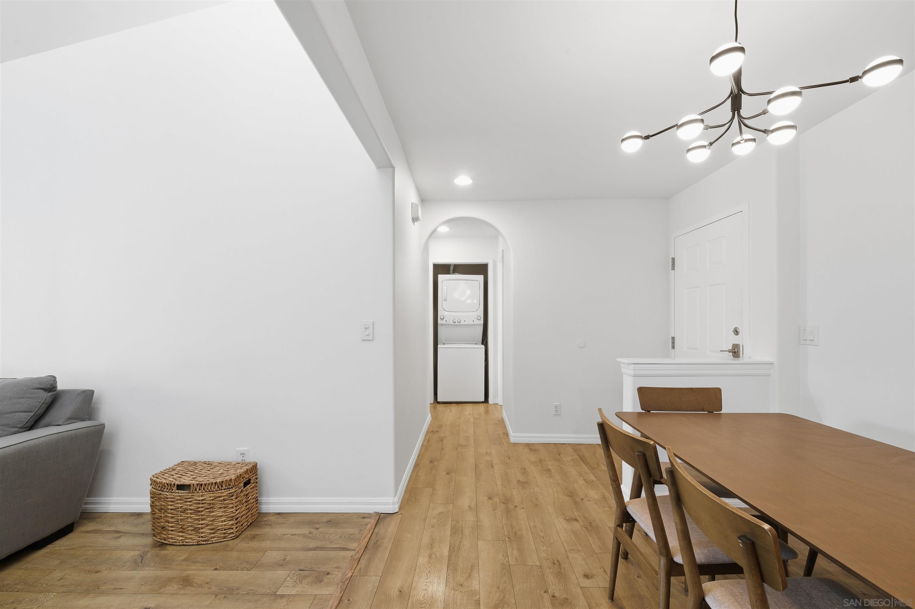 Detail Gallery Image 18 of 35 For 5055  Collwood  #320,  San Diego,  CA 92115 - 2 Beds | 2 Baths