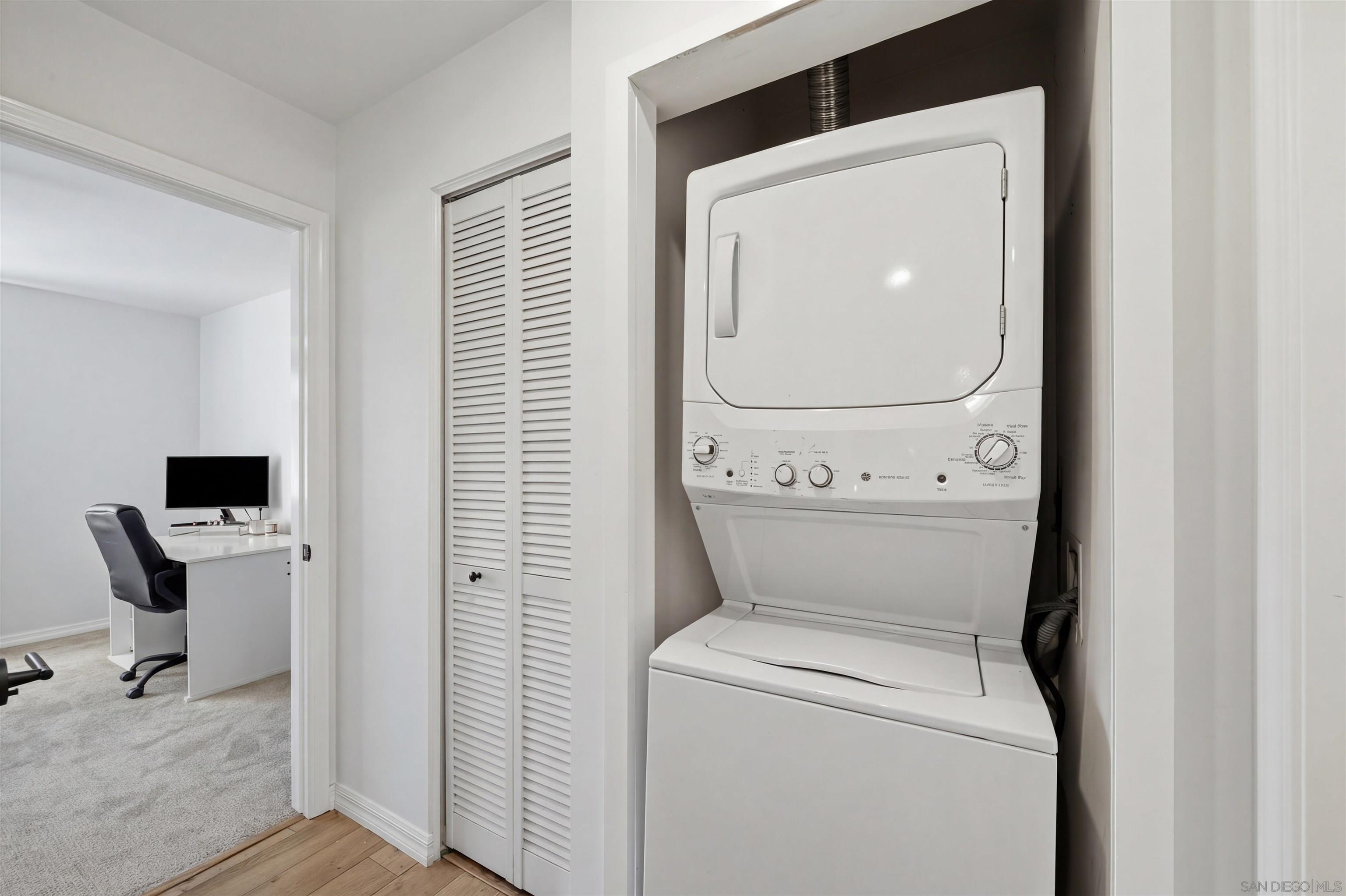 Detail Gallery Image 19 of 35 For 5055  Collwood  #320,  San Diego,  CA 92115 - 2 Beds | 2 Baths