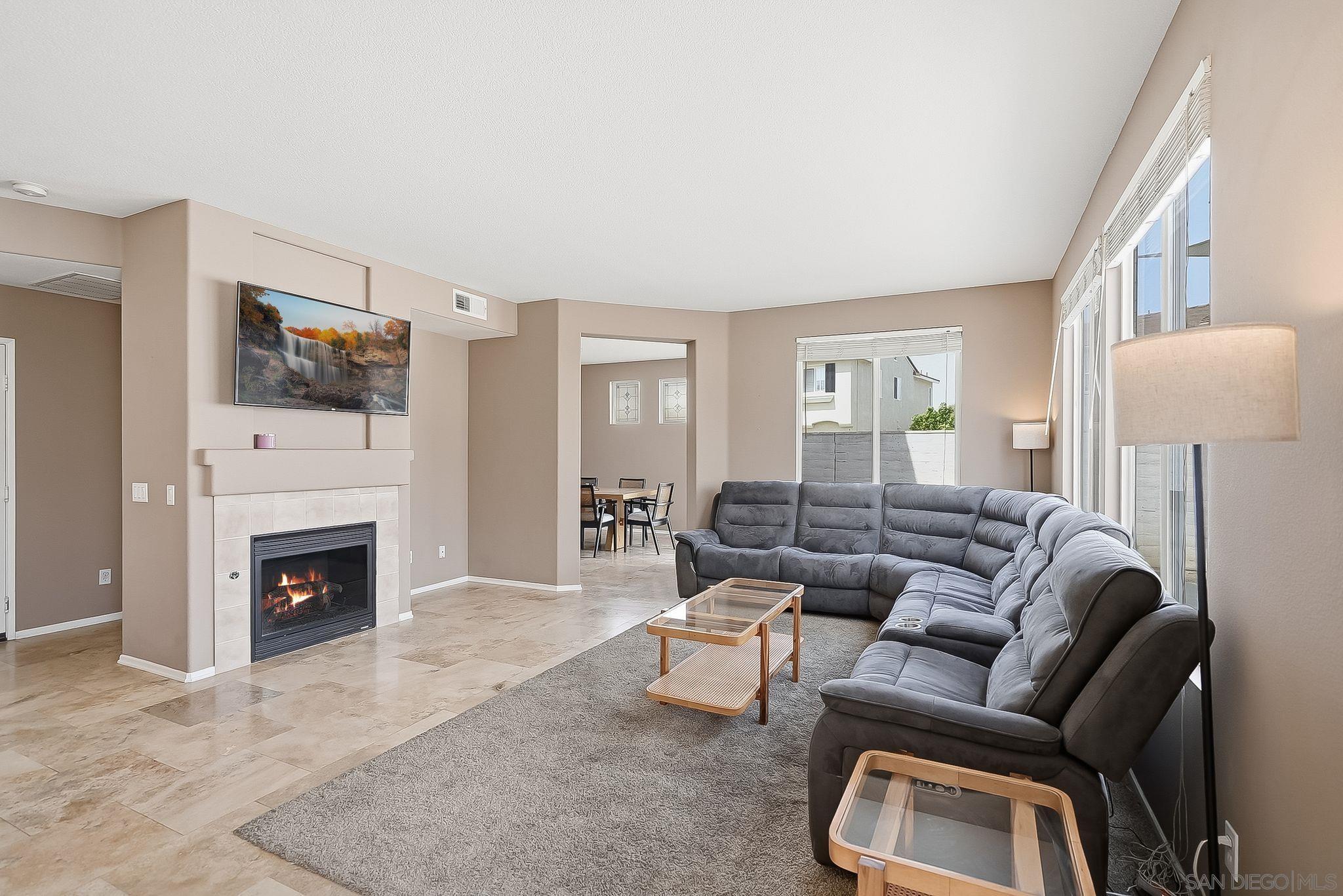 Detail Gallery Image 11 of 37 For 44672  Brookvail, Temecula,  CA 92592 - 3 Beds | 2/1 Baths