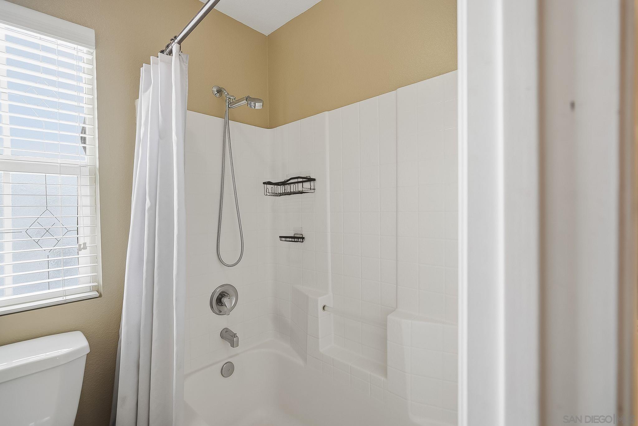 Detail Gallery Image 28 of 37 For 44672  Brookvail, Temecula,  CA 92592 - 3 Beds | 2/1 Baths