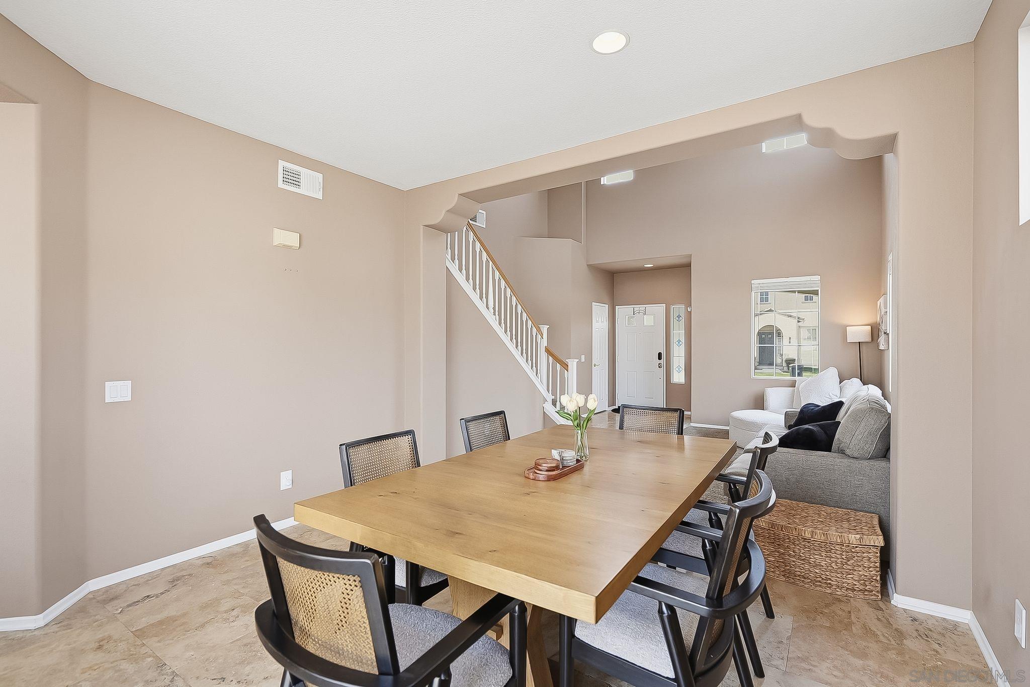 Detail Gallery Image 6 of 37 For 44672  Brookvail, Temecula,  CA 92592 - 3 Beds | 2/1 Baths