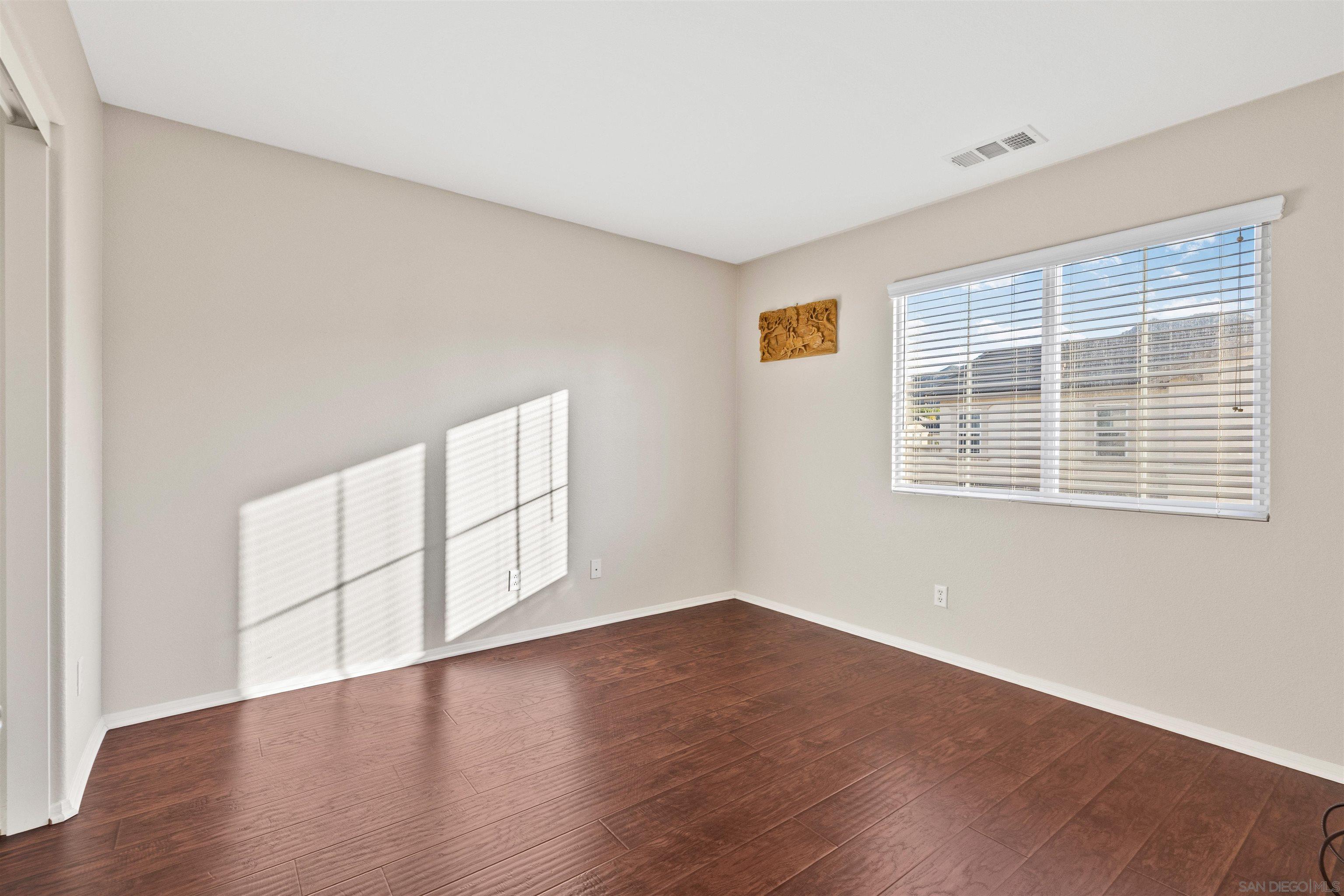 Detail Gallery Image 17 of 28 For 45733  Sierra Court, Temecula,  CA 92592 - 3 Beds | 2/1 Baths