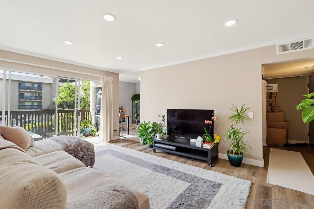 Detail Gallery Image 3 of 21 For 6416  Friars Road  #111,  San Diego,  CA 92108 - 1 Beds | 1 Baths