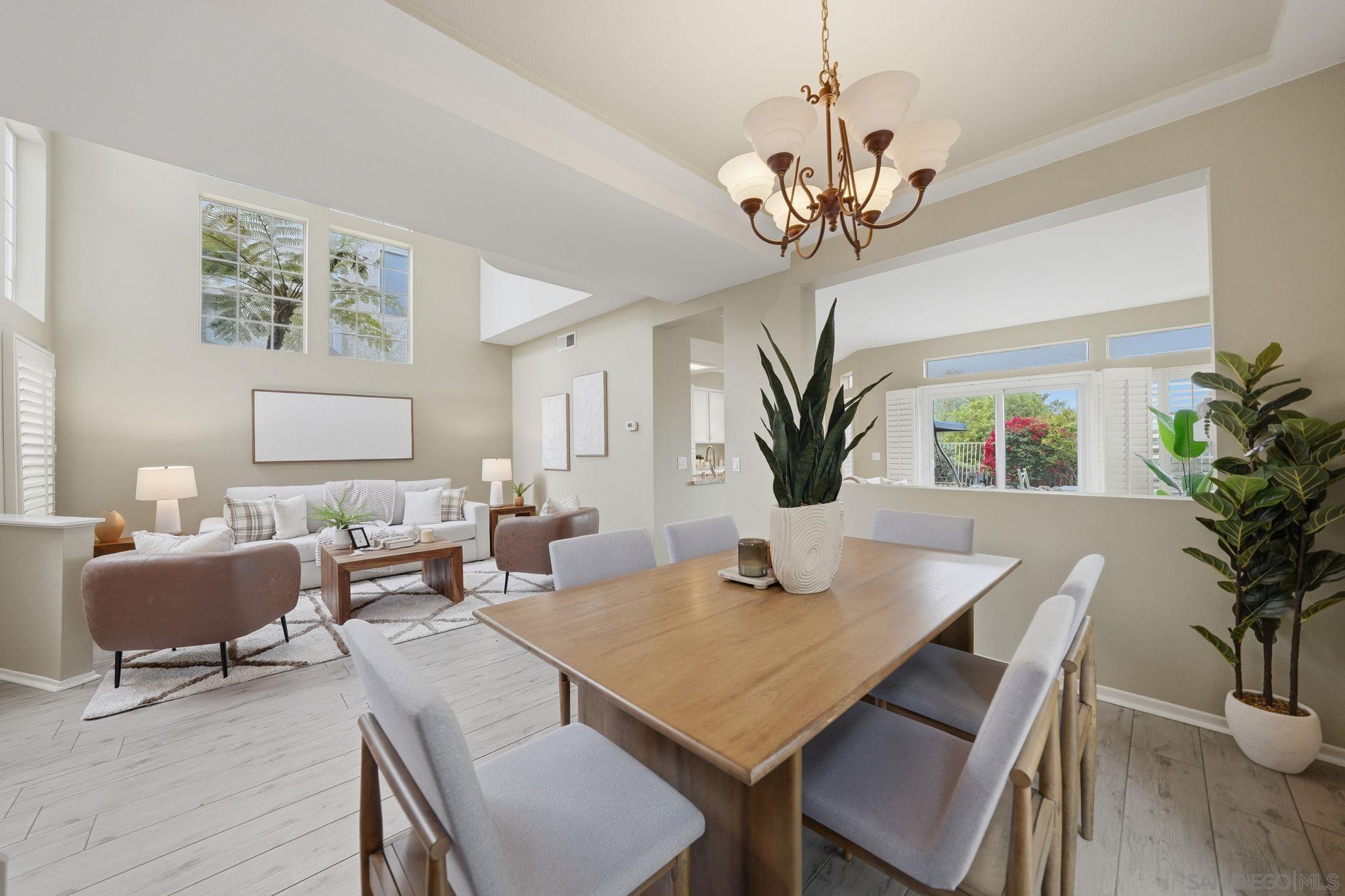 Detail Gallery Image 12 of 51 For 5309  Camino Playa Malaga, San Diego,  CA 92124 - 3 Beds | 2/1 Baths