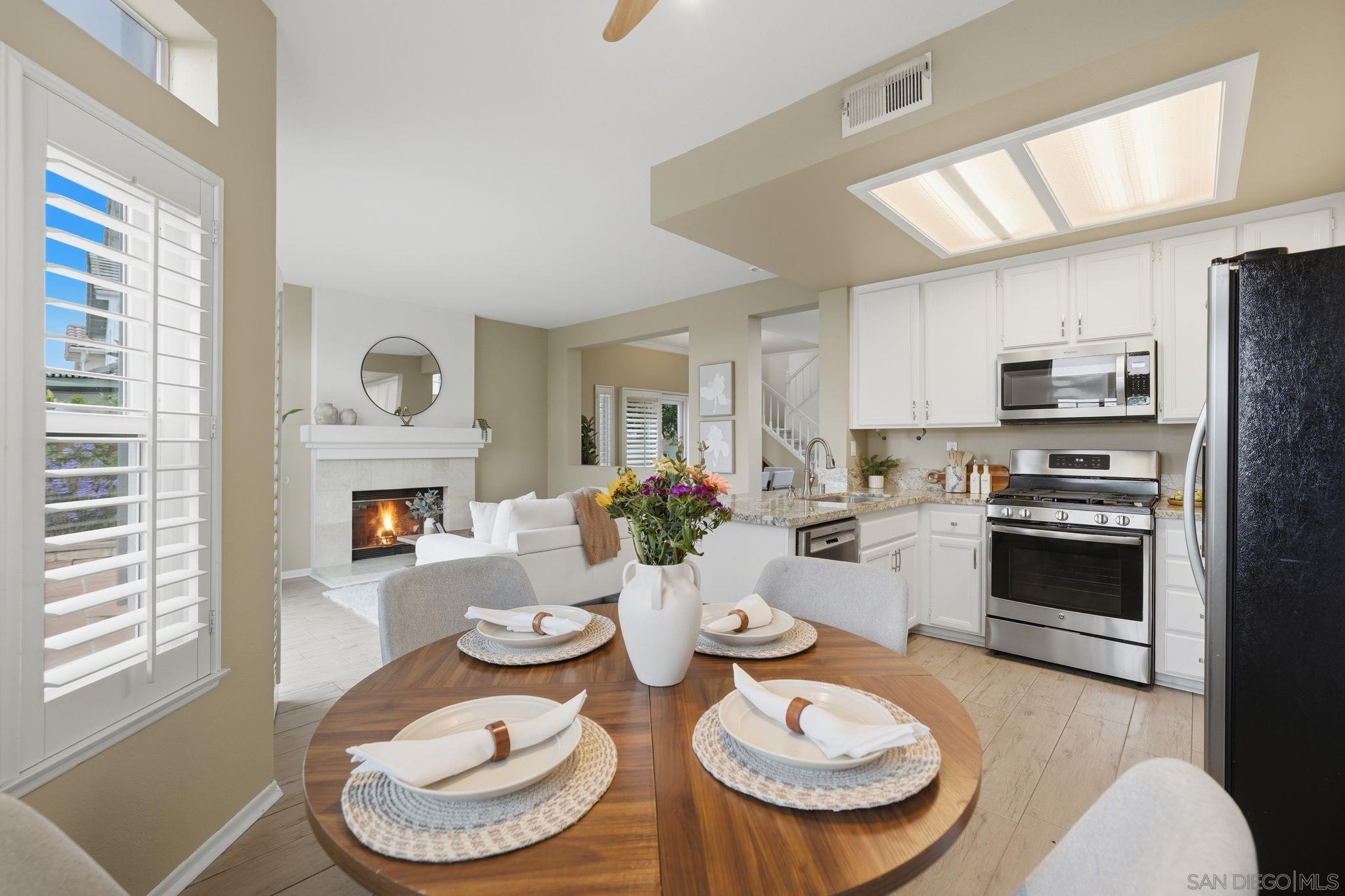 Detail Gallery Image 21 of 51 For 5309  Camino Playa Malaga, San Diego,  CA 92124 - 3 Beds | 2/1 Baths