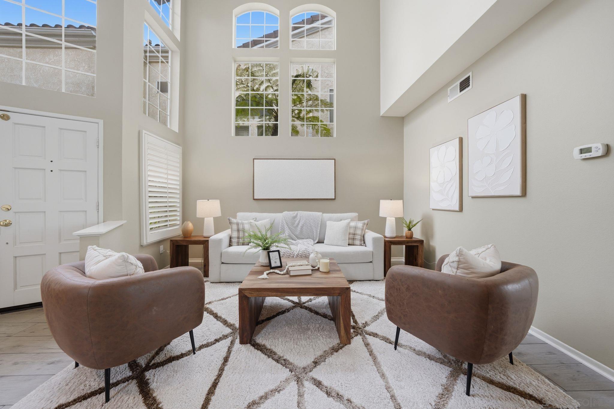 Detail Gallery Image 6 of 51 For 5309  Camino Playa Malaga, San Diego,  CA 92124 - 3 Beds | 2/1 Baths