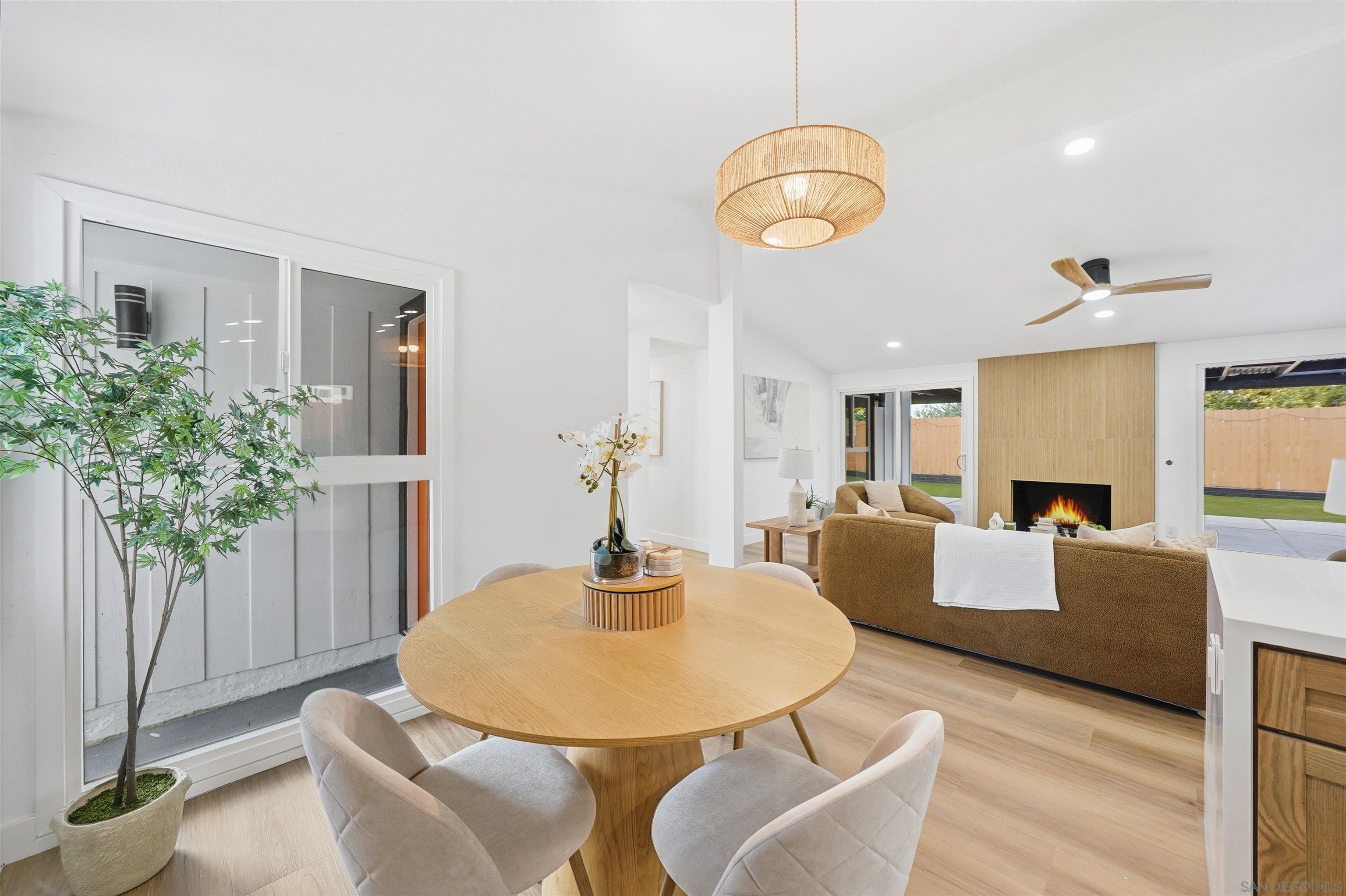 Detail Gallery Image 15 of 40 For 2828  Mission Village, San Diego,  CA 92123 - 4 Beds | 2 Baths