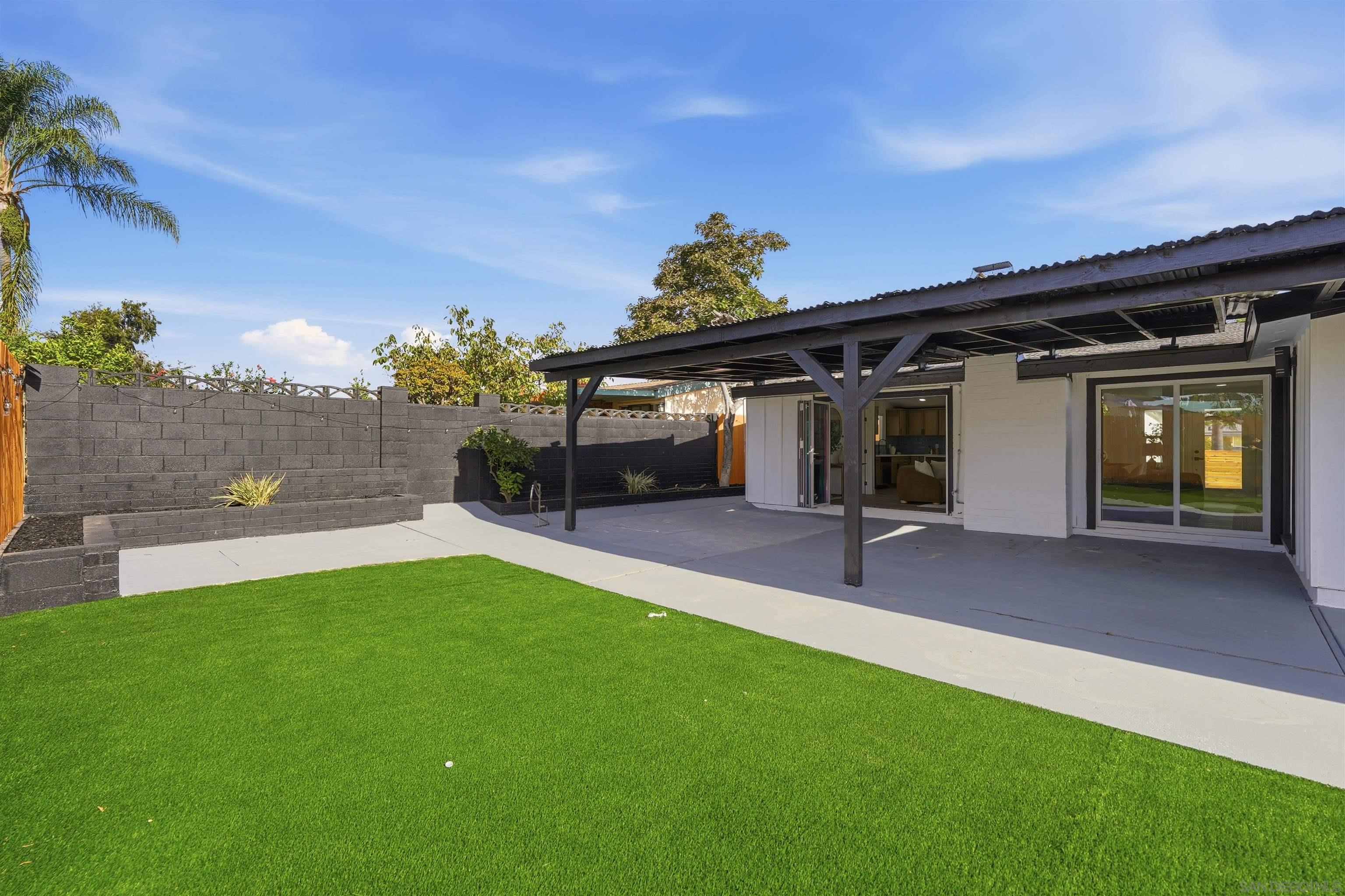 Detail Gallery Image 34 of 40 For 2828  Mission Village, San Diego,  CA 92123 - 4 Beds | 2 Baths