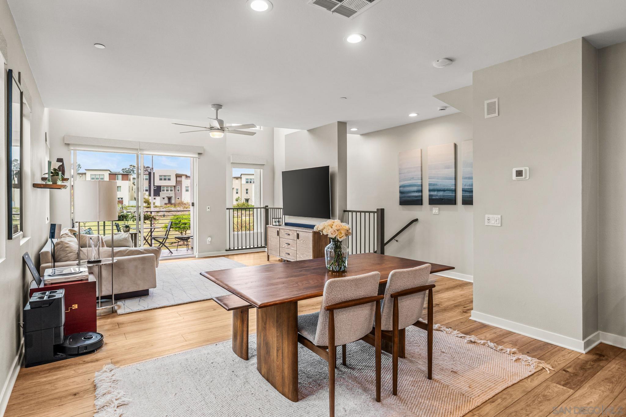 Detail Gallery Image 9 of 26 For 10519  Coupland, San Diego,  CA 92126 - 2 Beds | 2/1 Baths