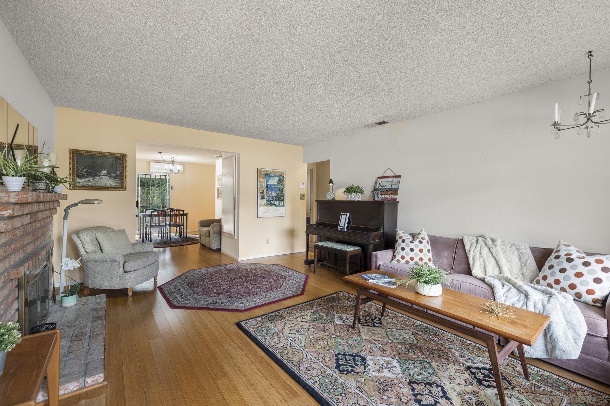 Detail Gallery Image 2 of 41 For 1014 E Bel Air Drive, Vista,  CA 92084 - 2 Beds | 2 Baths