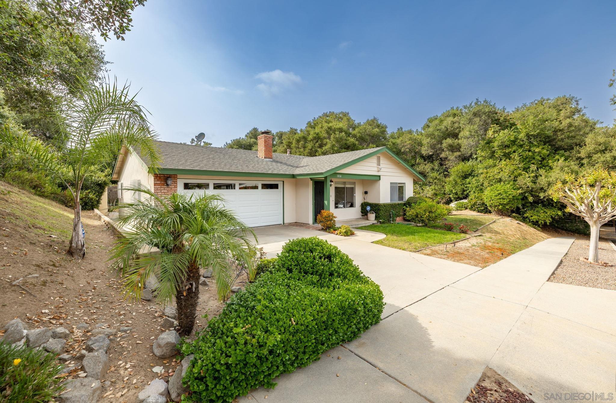 Detail Gallery Image 11 of 41 For 1014 E Bel Air Drive, Vista,  CA 92084 - 2 Beds | 2 Baths