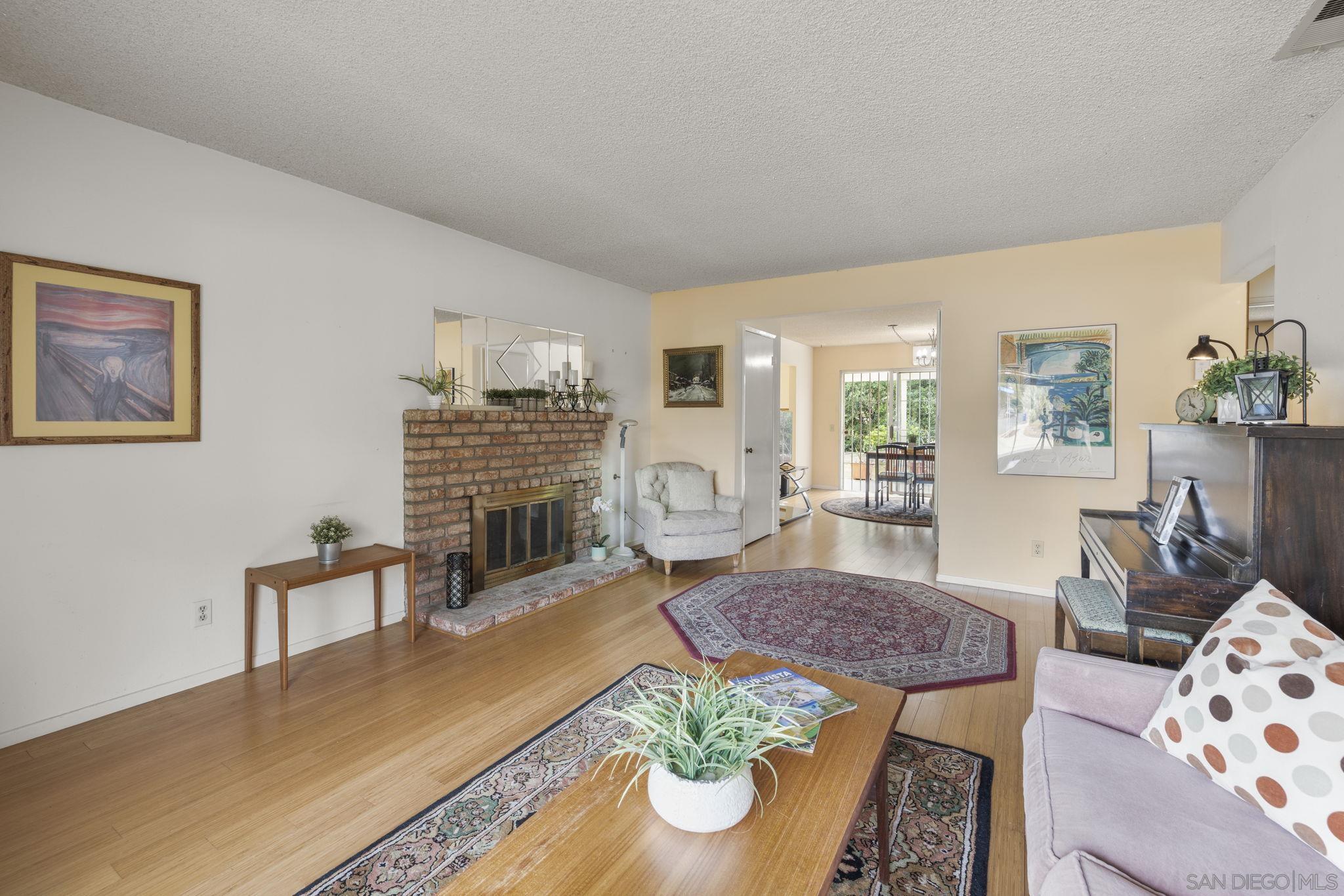 Detail Gallery Image 15 of 41 For 1014 E Bel Air Drive, Vista,  CA 92084 - 2 Beds | 2 Baths