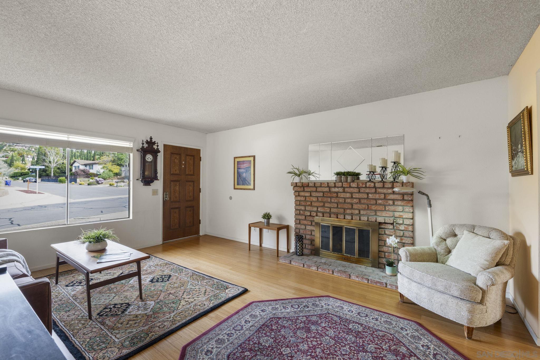 Detail Gallery Image 16 of 41 For 1014 E Bel Air Drive, Vista,  CA 92084 - 2 Beds | 2 Baths