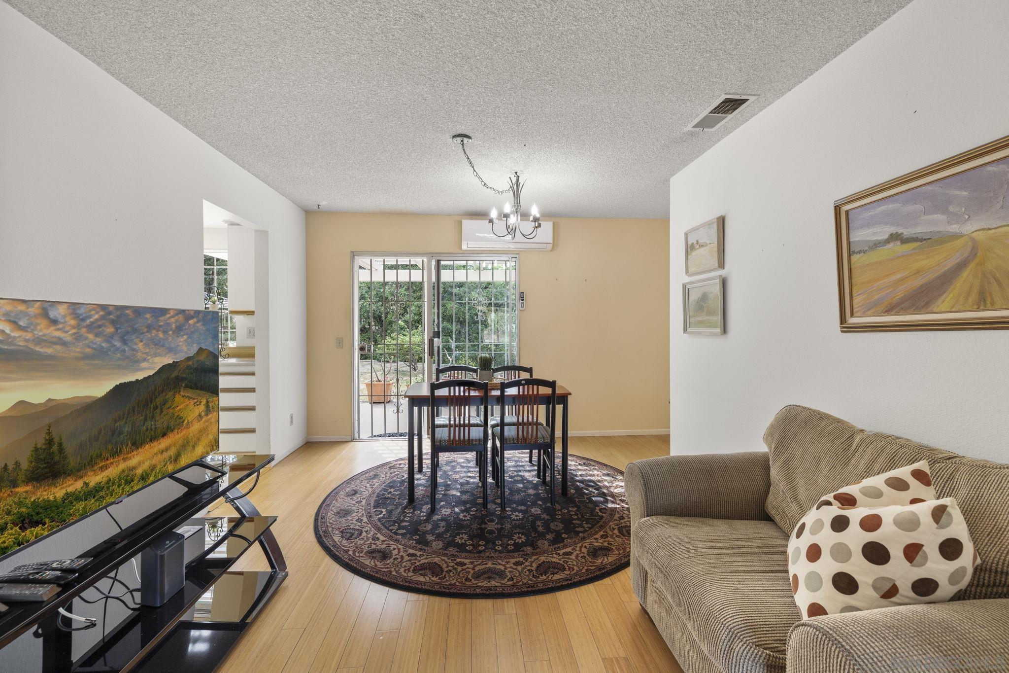 Detail Gallery Image 17 of 41 For 1014 E Bel Air Drive, Vista,  CA 92084 - 2 Beds | 2 Baths