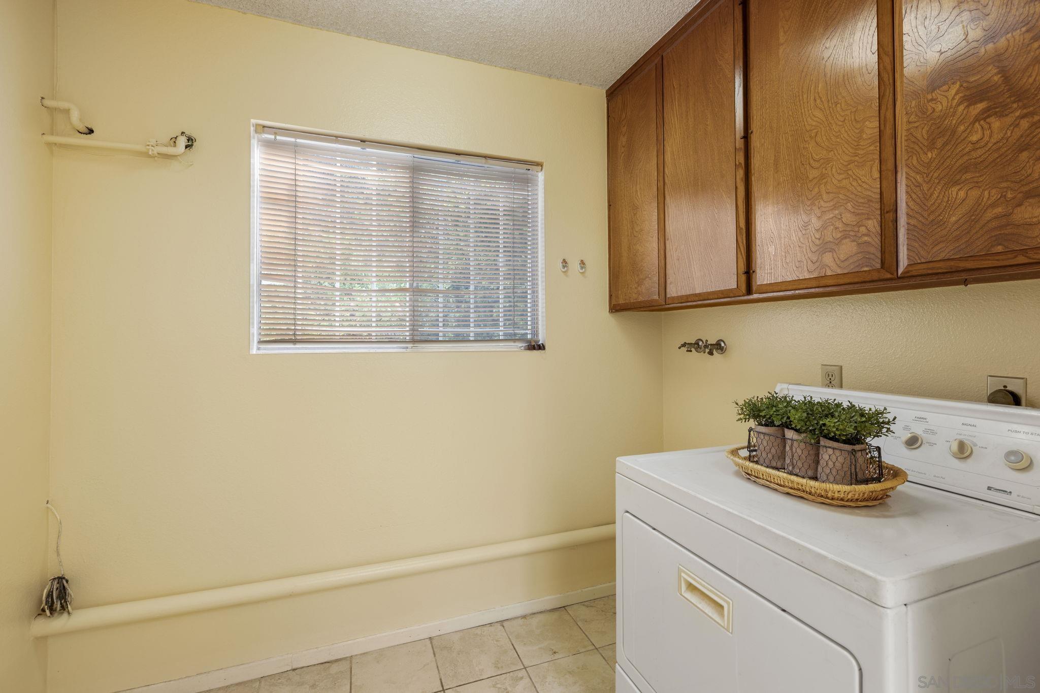 Detail Gallery Image 22 of 41 For 1014 E Bel Air Drive, Vista,  CA 92084 - 2 Beds | 2 Baths