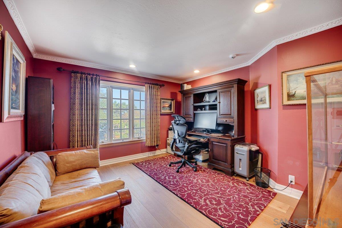 Detail Gallery Image 11 of 75 For 1  Rolling View, Fallbrook,  CA 92028 - 5 Beds | 5/1 Baths