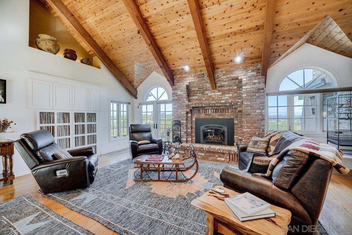 Detail Gallery Image 24 of 75 For 1  Rolling View, Fallbrook,  CA 92028 - 5 Beds | 5/1 Baths