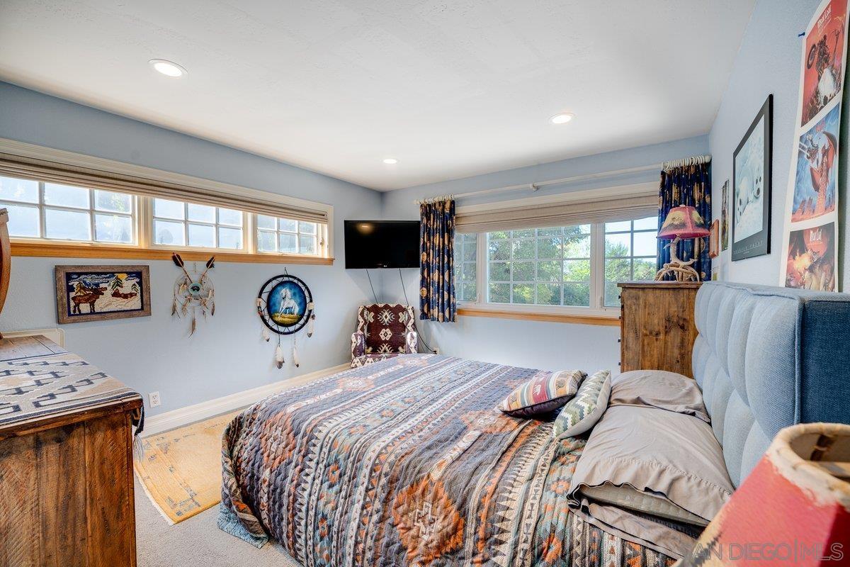 Detail Gallery Image 41 of 75 For 1  Rolling View, Fallbrook,  CA 92028 - 5 Beds | 5/1 Baths