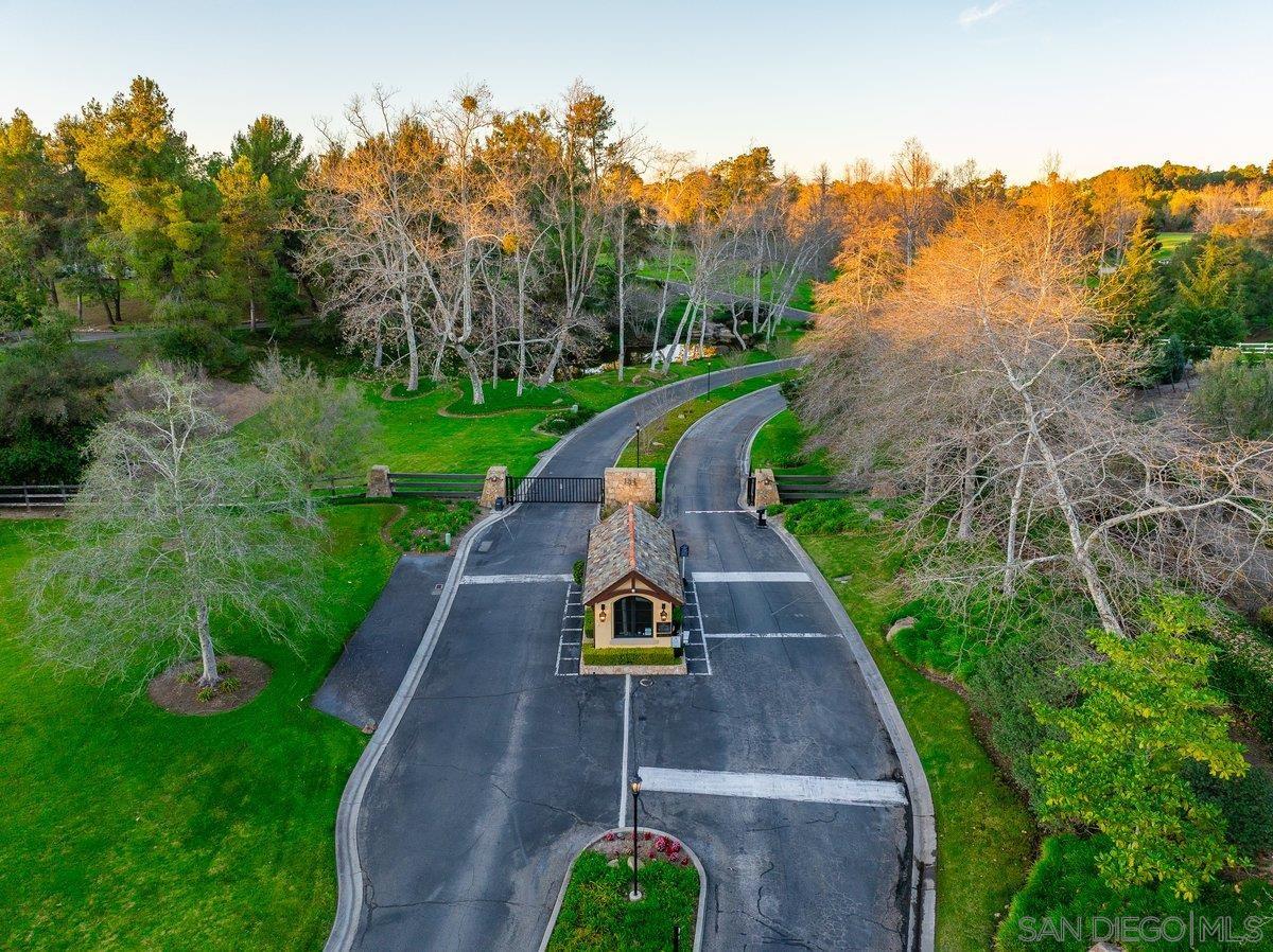Detail Gallery Image 73 of 75 For 1  Rolling View, Fallbrook,  CA 92028 - 5 Beds | 5/1 Baths