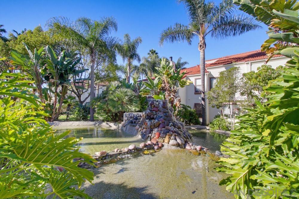 Detail Gallery Image 27 of 33 For 9418  Twin Trails Dr  #102,  San Diego,  CA 92129 - 2 Beds | 2 Baths