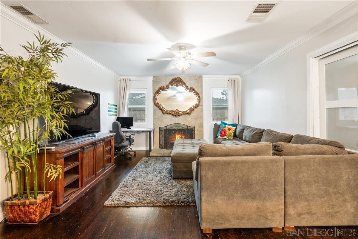 Front Image Thumbnail for SD260007712